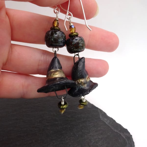black witch hat lampwork glass halloween earrings