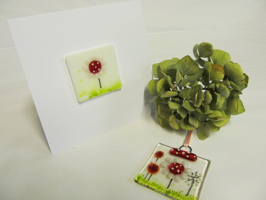 Fused Glass Greeting Card and Suncatcher Set (Red)