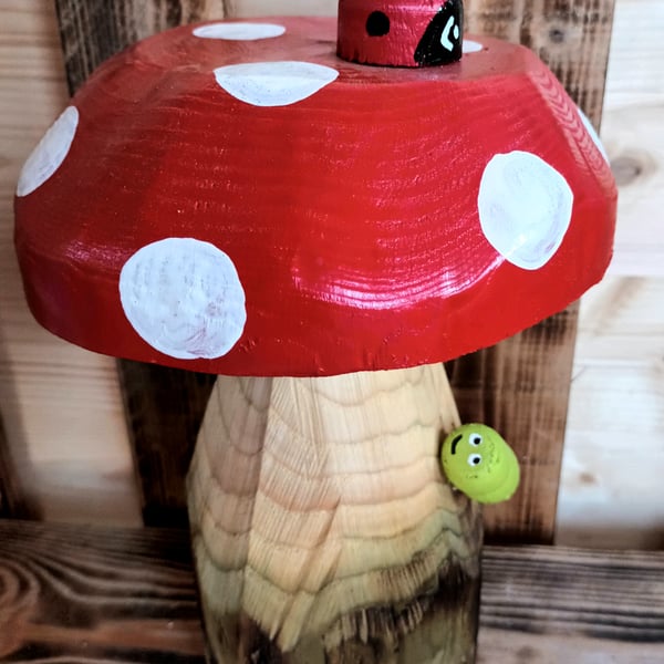 Flat Top Toadstool (B)