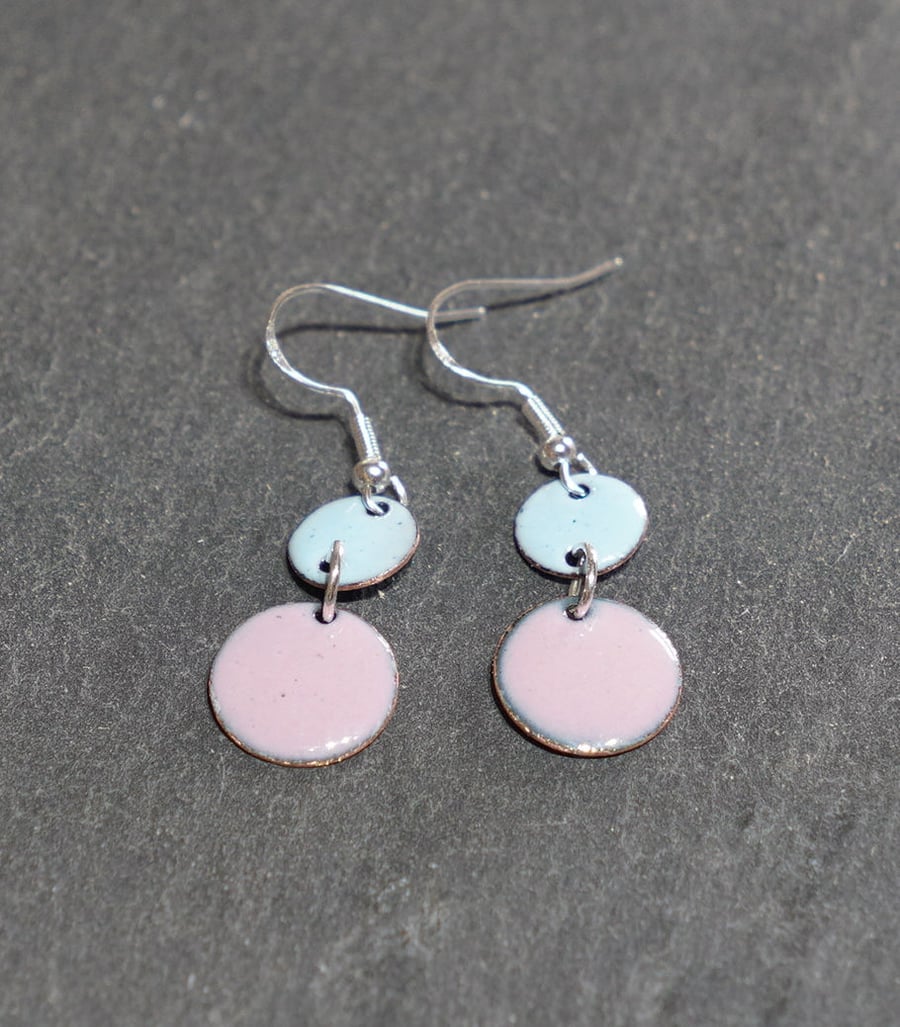 circle drop earrings