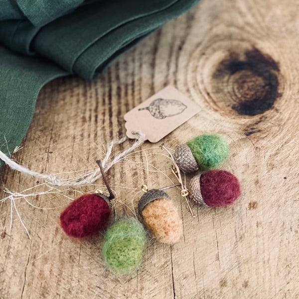 Five Autumnal Hanging Acorns