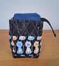 Quilted Cats cotton zipped carton pouch
