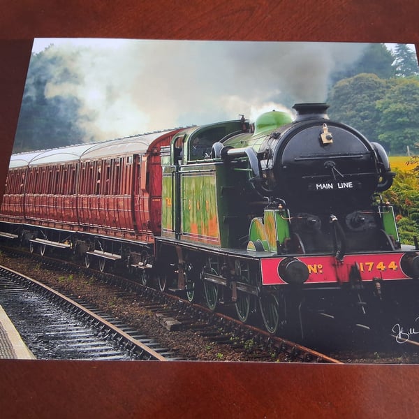 TRAIN PHOTO 10 X 8