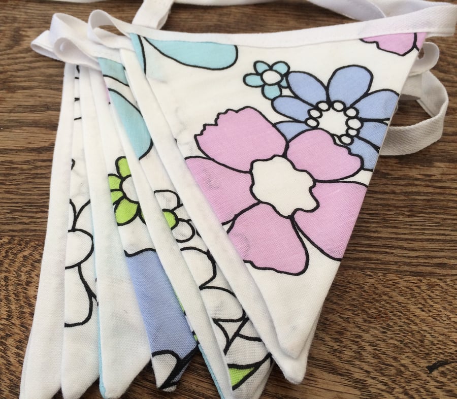 Retro Floral Bunting, Pink & Blue Flowers Fabric SALE 
