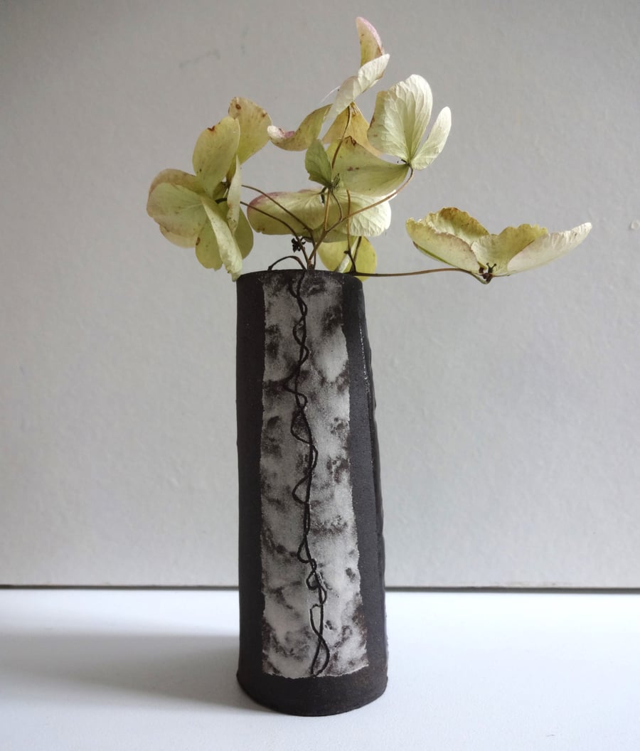 Tiny vase, bud vase, posy vase.  Black & white with textured glaze and sgraffito