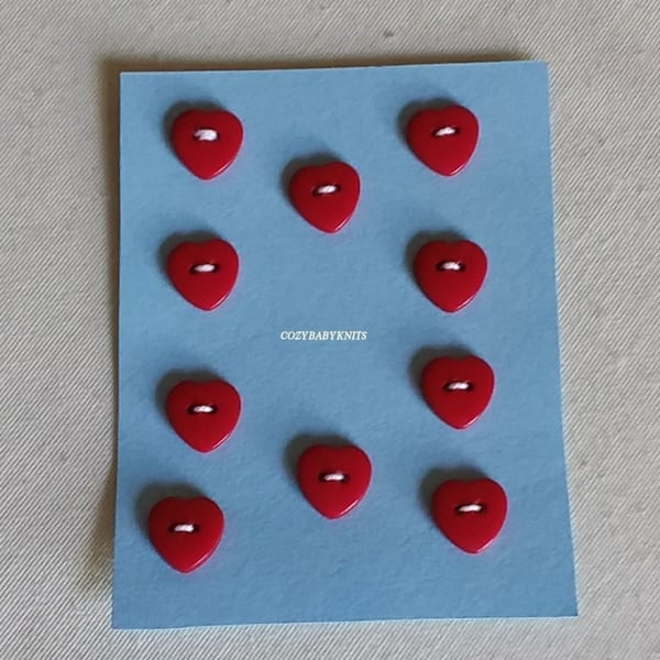 Red heart buttons