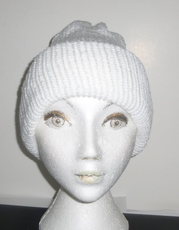 adult machine knitted winter beanie hat ( ref F501 B4 )