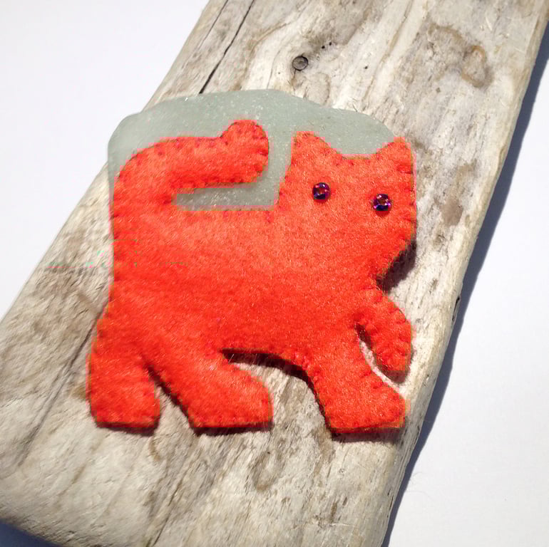 Orange Cat Felt Brooch - UK Free Post