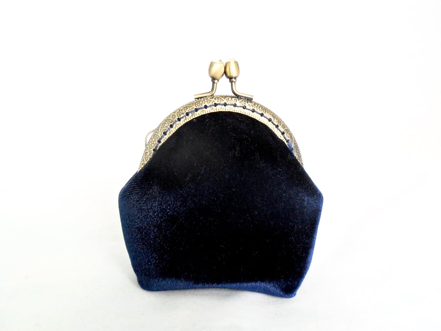 Coin purse in navy velvet