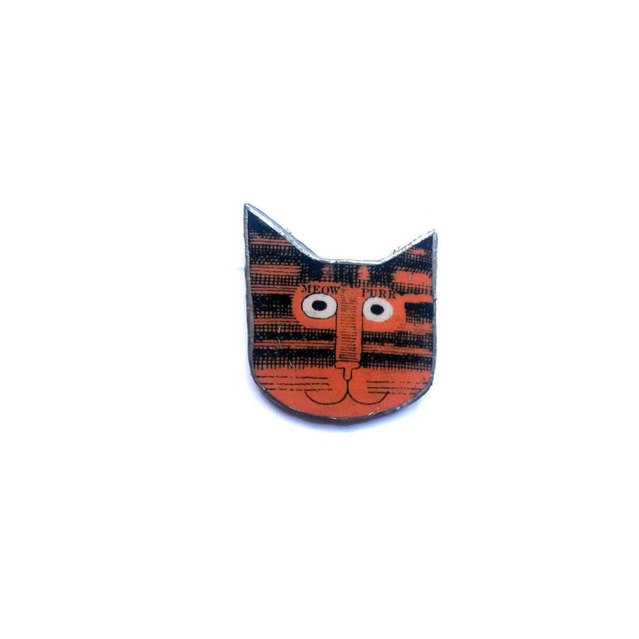 Little Orange Stripey Cat whimsical resin brooch by EllyMental Jewellery