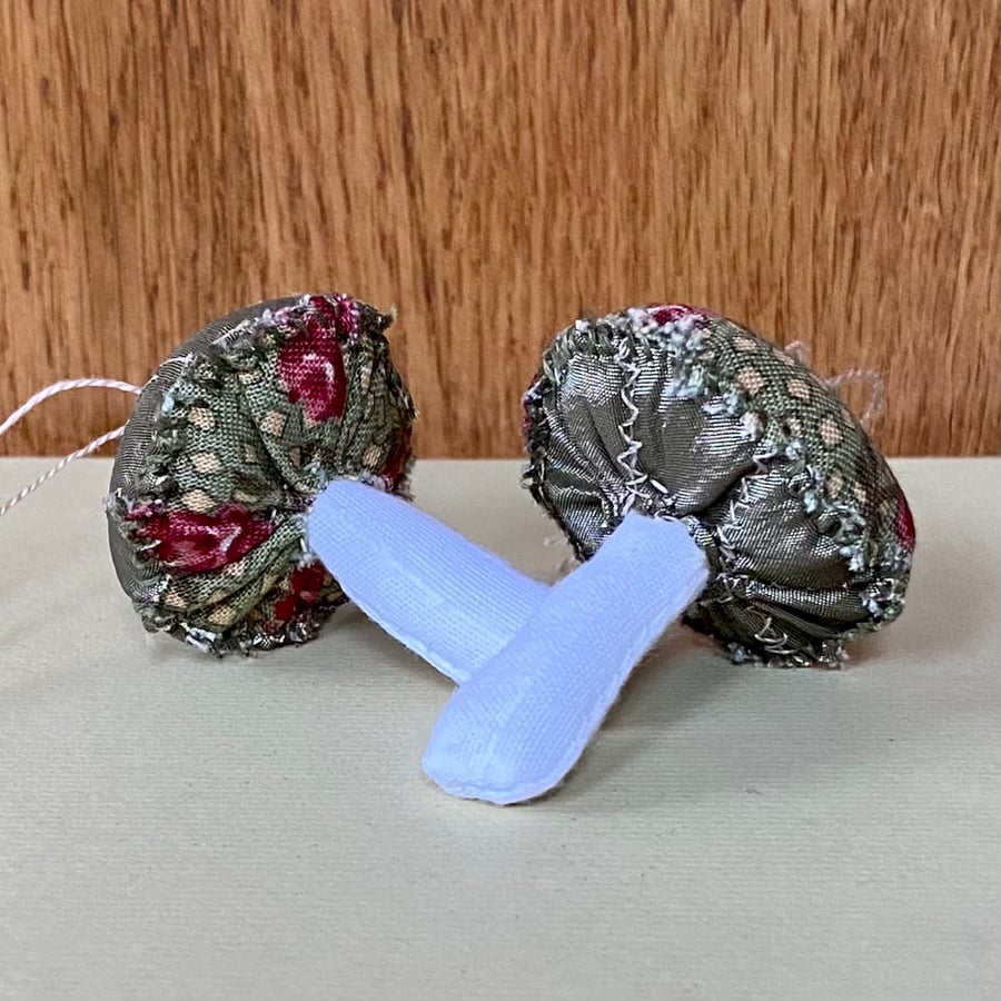 Vintage Silk Mini Mushrooms Decoration Olive Rose