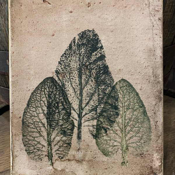 Comfrey - Botanic Ink Relief Printed Canvas