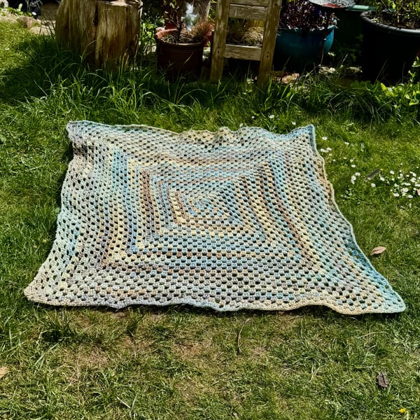 Daydreaming Crochet Meditation Blanket