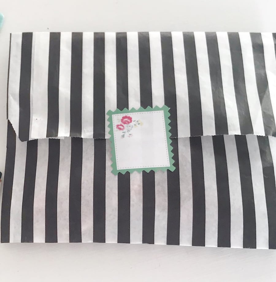  Beautiful Bundle Set of 3 Large Knotted Bows