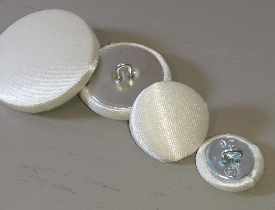 Cream Satin Covered Fabric Buttons - Choice of Button & Pack Sizes