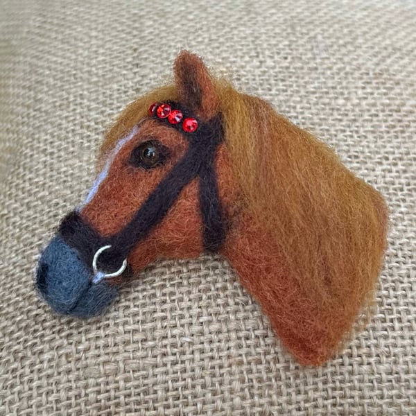 Needle Felted Chestnut Horse Head Brooch
