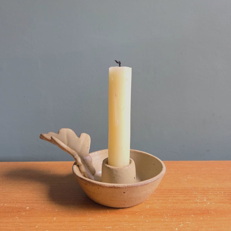 Woodland inspired Stoneware Candle Holders - Beige oakleaf