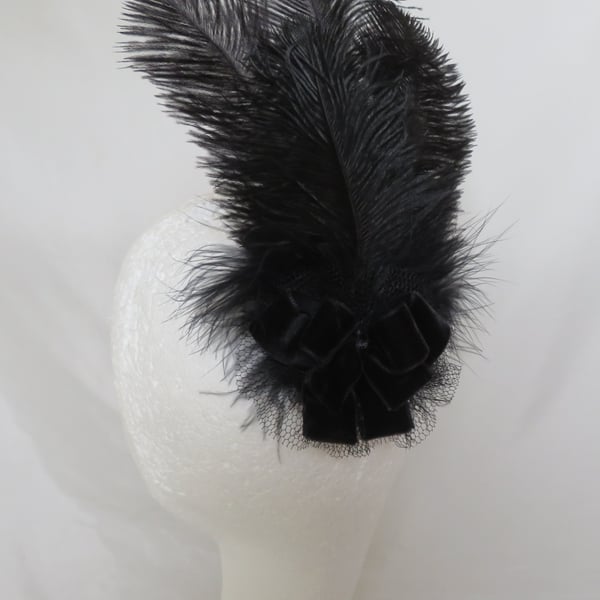 Regency Black Feather Fascinator – Velvet Ribbon Bow Hair Clip Headpiece
