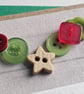 Button Heart Christmas Wishes Card 5' x 5'  - Image 4