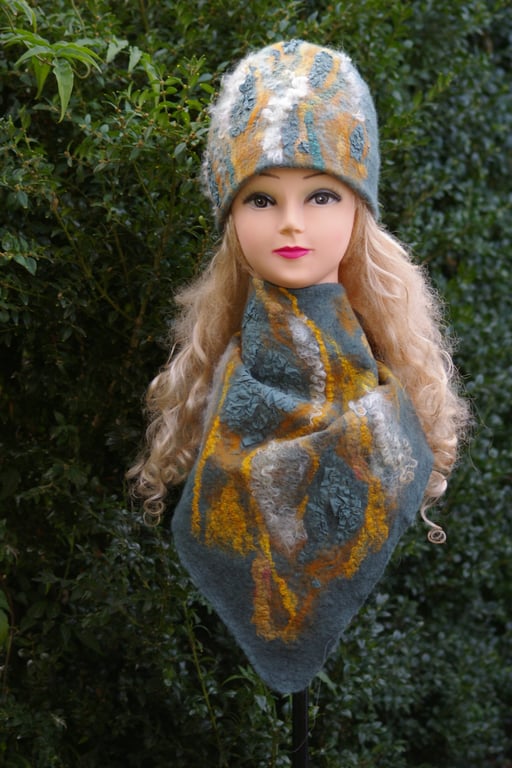 Merino Wool Felted Set Scarf Hat and Mittens