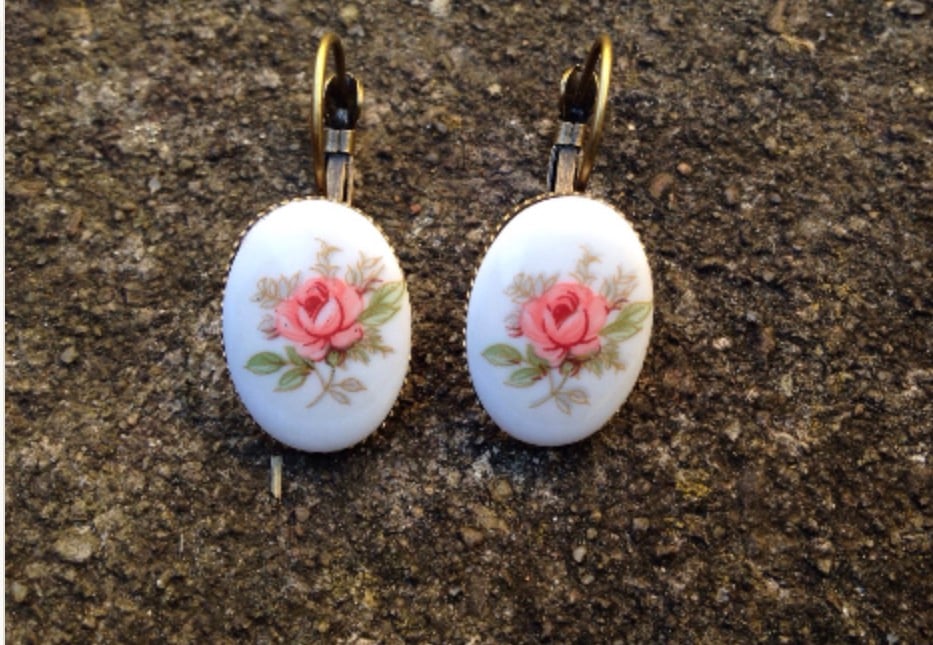 Vintage Floral Pink Rose Limoges Style Leverback Earrings