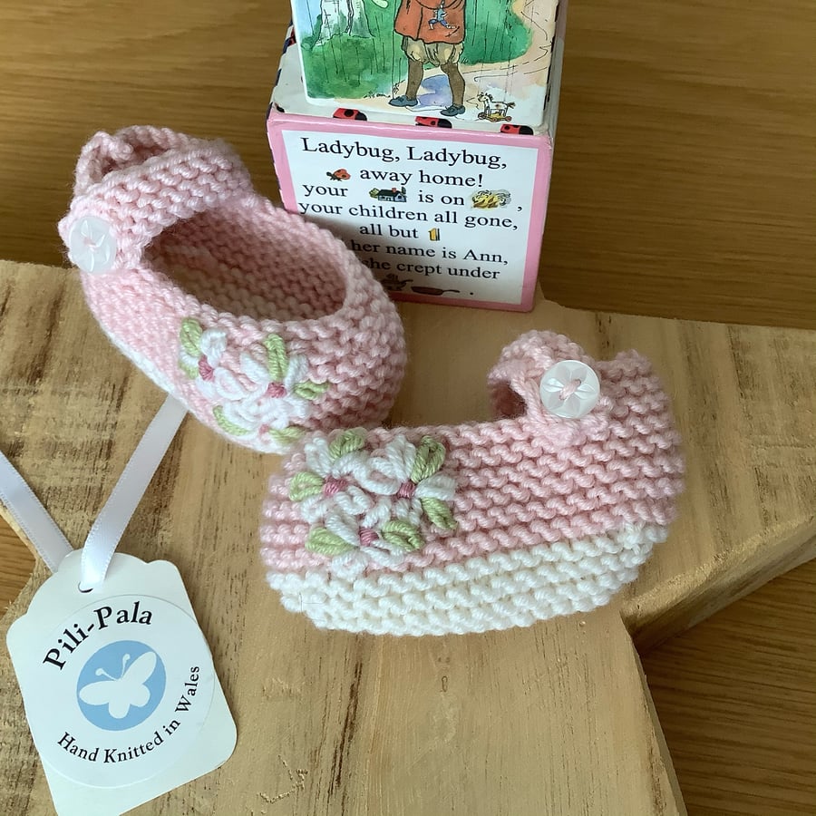 Hand Knitted Cashmere Blend Mary Jane Baby Booties 0-6 Months 
