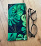 Leaf Print Quilted Fabric Glasses Case