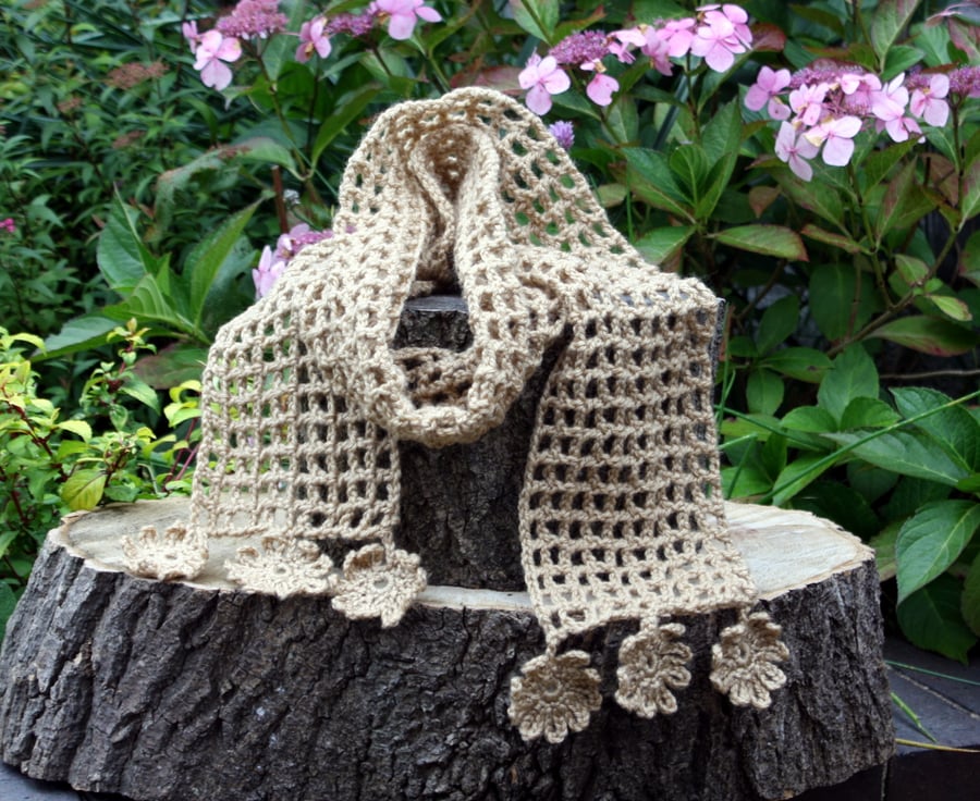 Crochet Mesh Scarf with Flowers