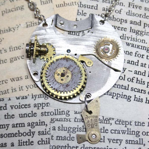 Vintage Pocket Watch Steampunk Necklace