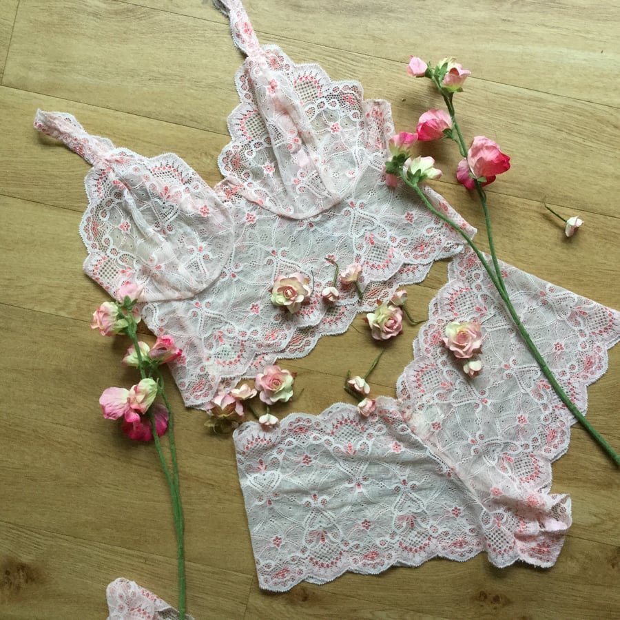 Peach and cream lace bralette and short set - Folksy