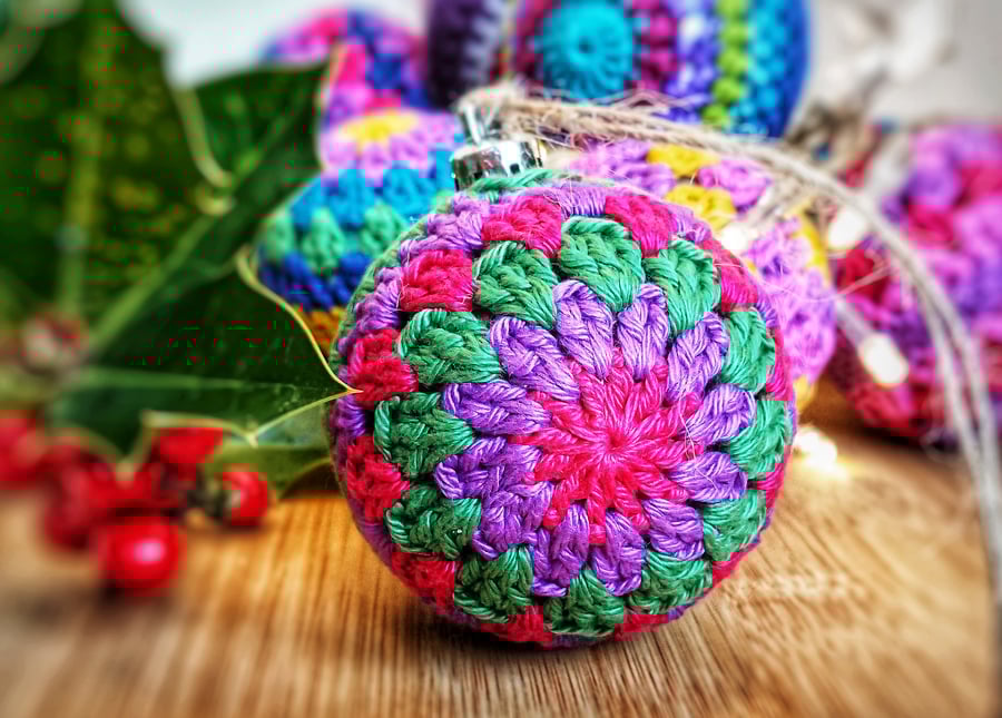 Crochet Christmas Bauble, Christmas Tree Decoration, Hanging Decoration