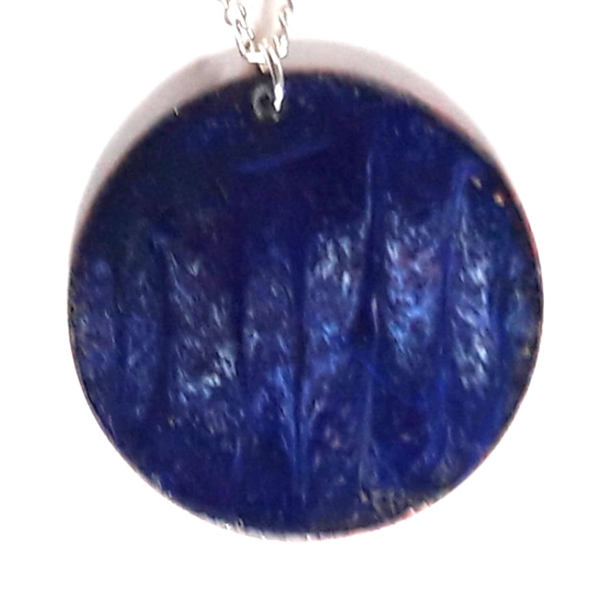 pendant - scrolled white on dark blue