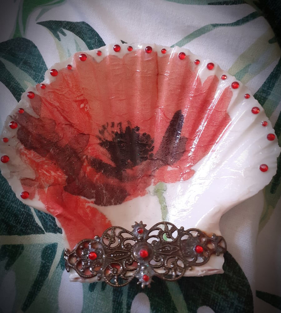 Decoupaged Poppy Flower Scallop Shell trinket d... - Folksy
