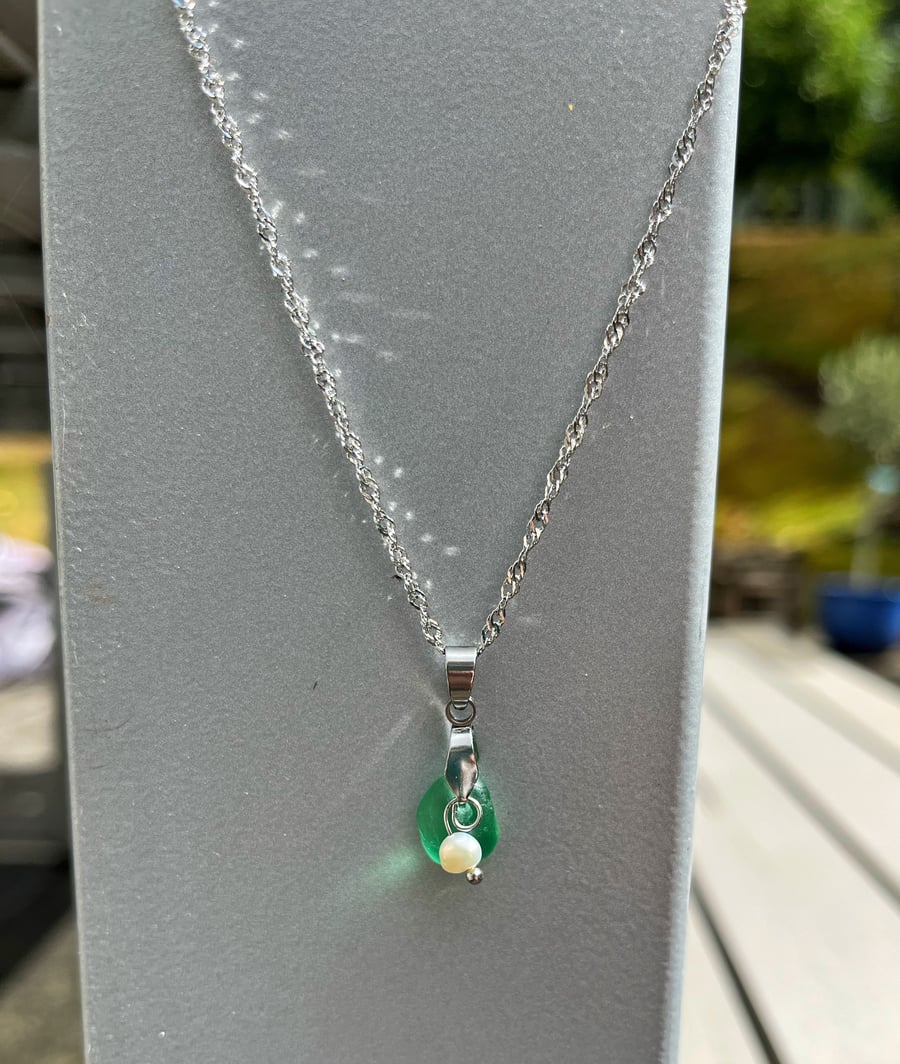 Green Sea Glass & Freshwater Pearl Necklace