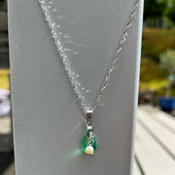 Green Sea Glass & Freshwater Pearl Necklace