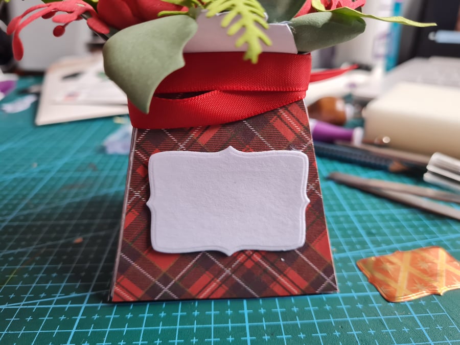 Poinsettia Flower Box