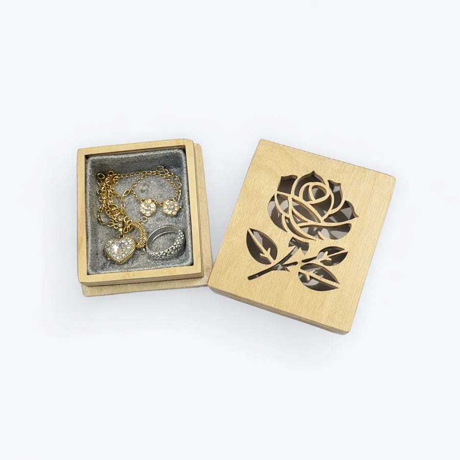 Handmade Scroll Sawn Rose Trinket Box – Wooden Jewellery Keepsake