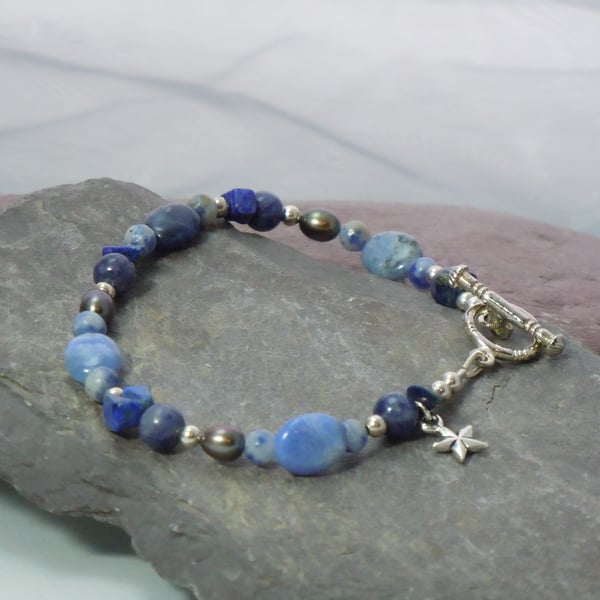 Semi-precious Sodalite & Freshwater Pearl bracelet with Tierracast star charm
