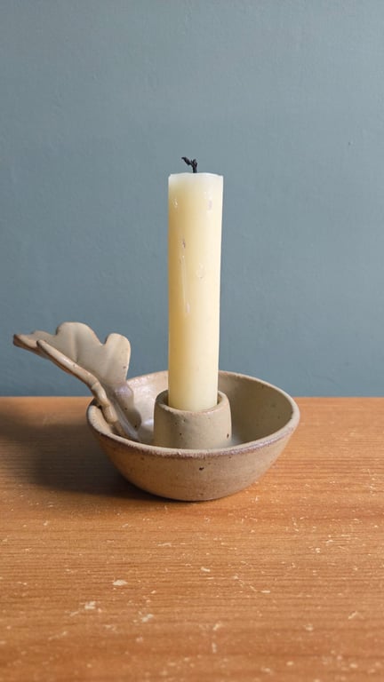 Woodland inspired Stoneware Candle Holders - Beige oakleaf