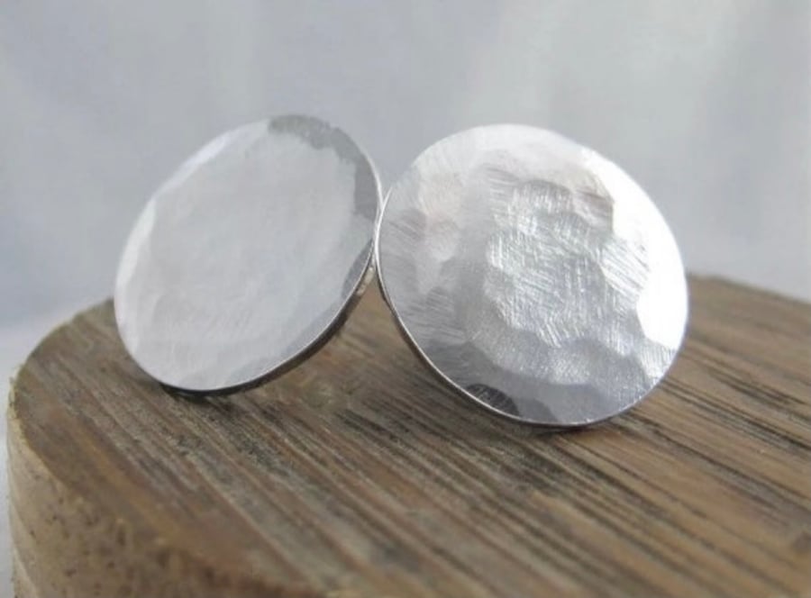 Silver Round Disc Ear Stud Earrings Solid Sterling Silver Hammered-Textured 18mm