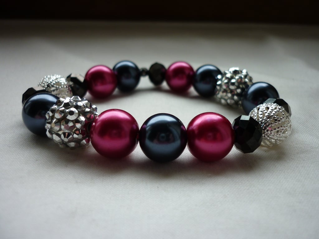 RASPBERRY, DARK GREY, BLACK AND SILVER BRACELET.  819