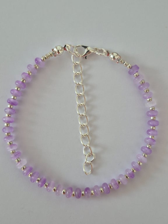 Pale Purple Frosted Glass Rondelle Bead Bracelet 
