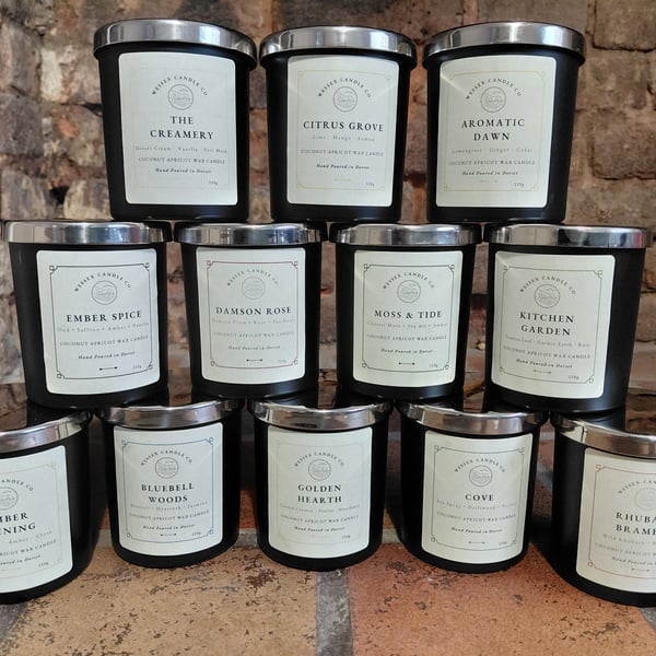 Choose Your Scent - Luxury Wooden Wick Candle - Coconut Apricot Wax - Vegan