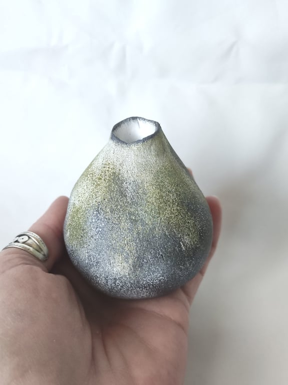 Small Clay Teardrop Bud Vase, Solace Vessel, Wabi Sabi Pottery, Minimalist Decor