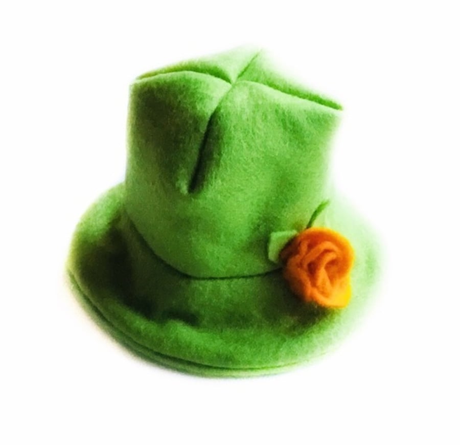 Green Felt Hat - reserved for Sue