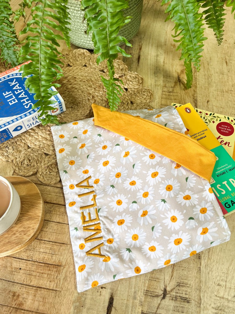 Personalised Daisy Bible Cover, Floral Book Sleeve, Custom Name Book Lovers Gift