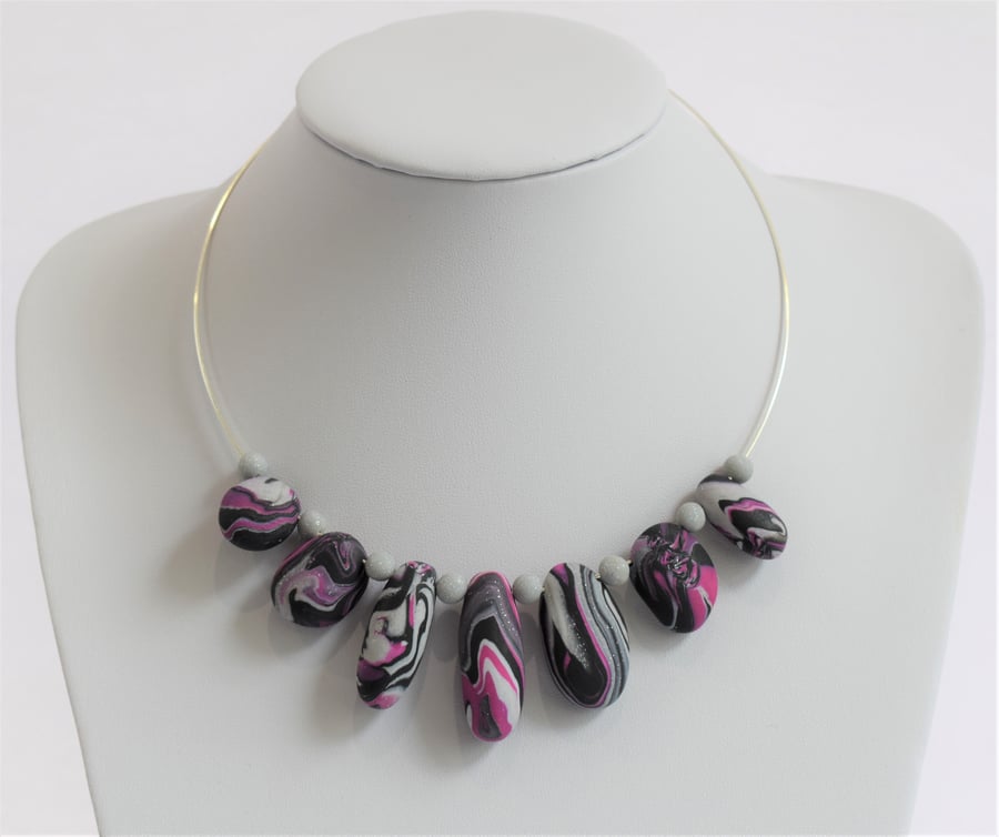 Silver Glitter, Hot Pink & Black, Polymer Clay Pebbles Beaded on Wire Necklace
