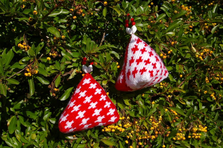  Christmas Decorations a Set of Two Hand Knitted in Red and White