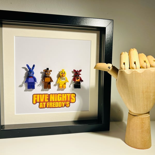 FIVE NIGHTS AT FREDDY'S - Framed custom minifigures