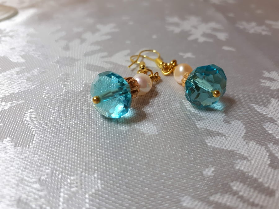 Crystal blue pearl gold plated earrings